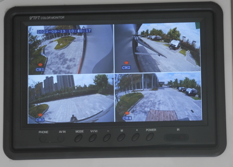 Black Series OEM backup monitor four camera kit - view 2