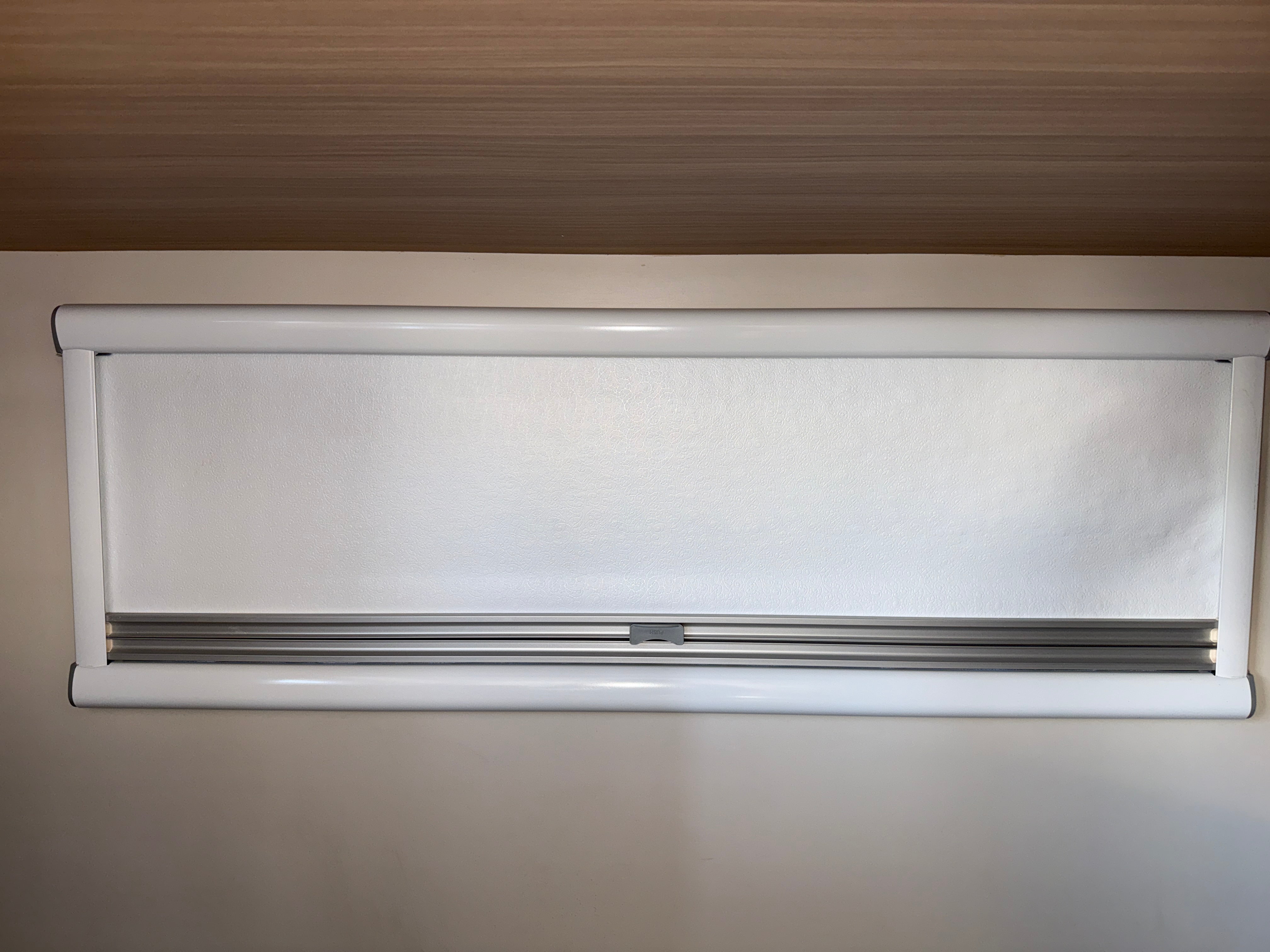 HQ17 Blackseries Window (Include Window Shade) - 46 3/8 × 13 Inch + 2 Window Struts for Dual Pane Windows -6 Inch | 2022 Model Or Newer