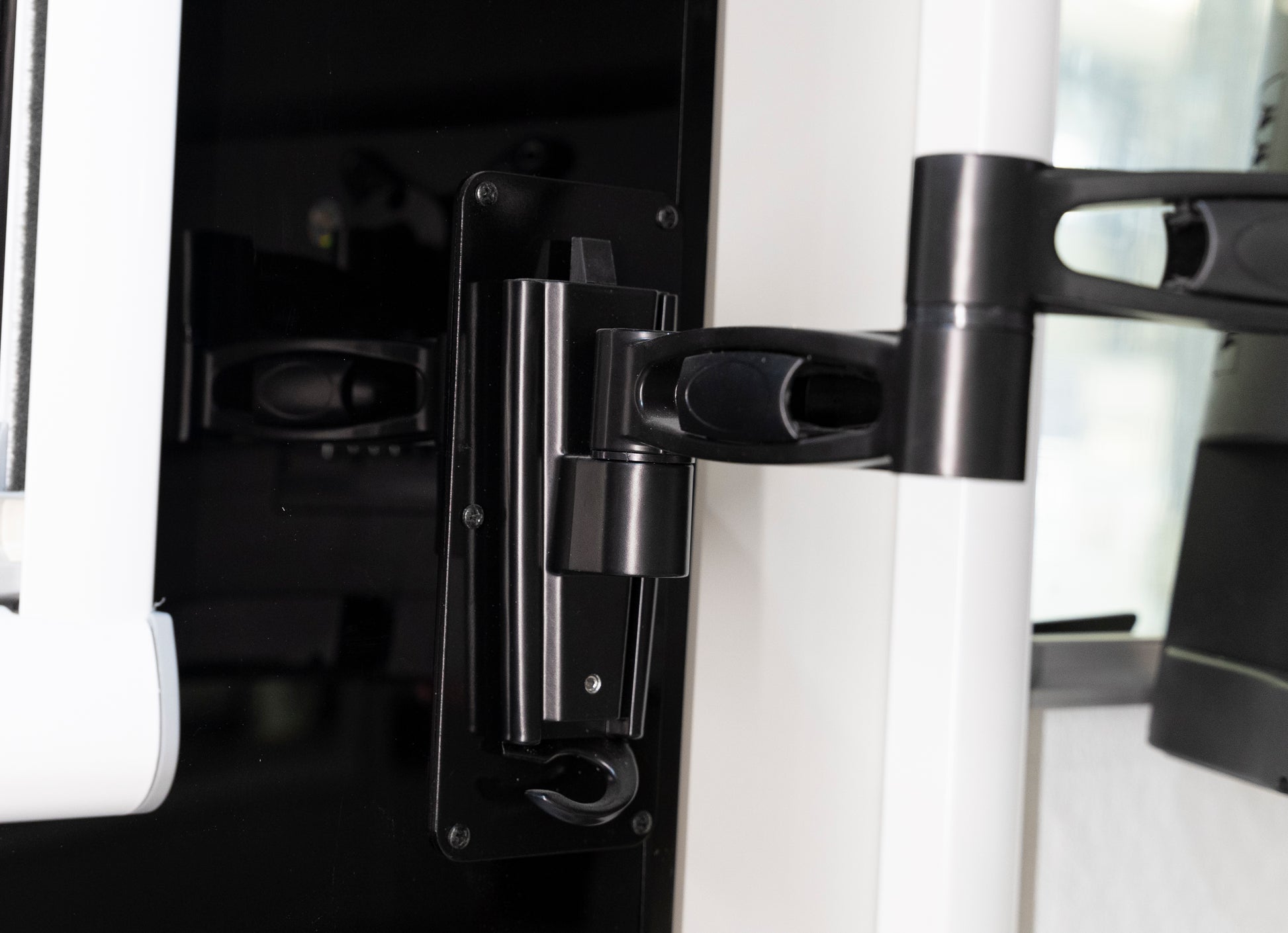 TV Wall mount / Holder