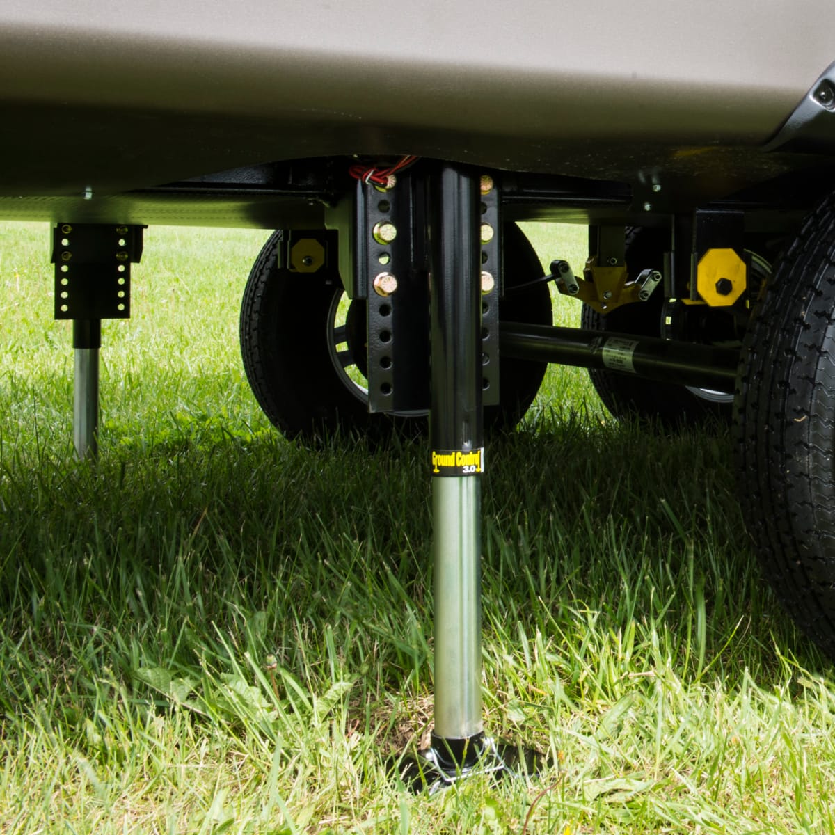 Lippert Ground Control 3.0 5th Wheel Leveling Rear Jack Leg, Right - view 5