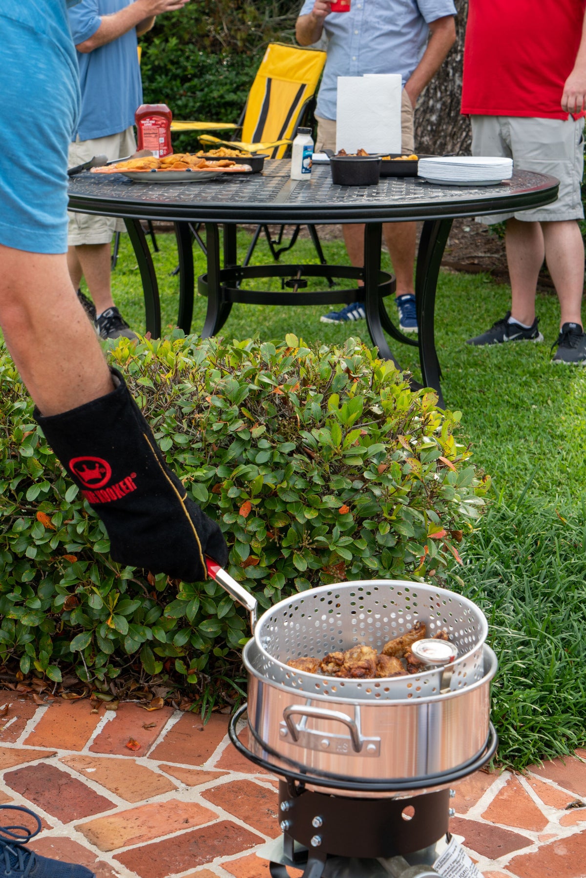 Outdoor propane cooker