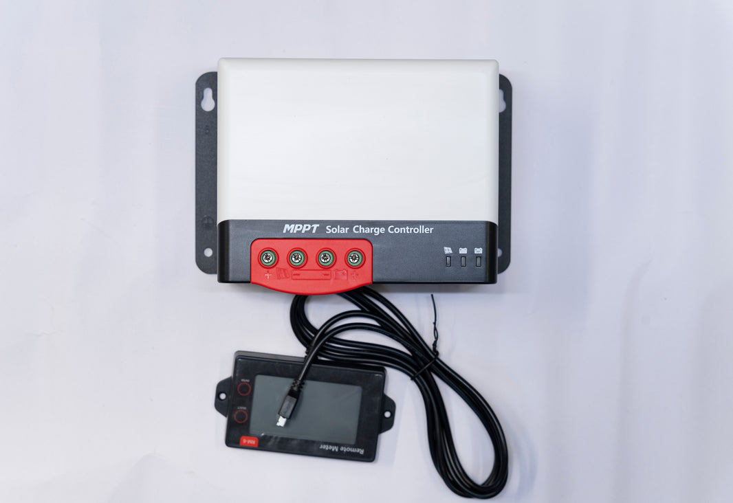 Solar Charge Controller w/ display - 60amp – Universal