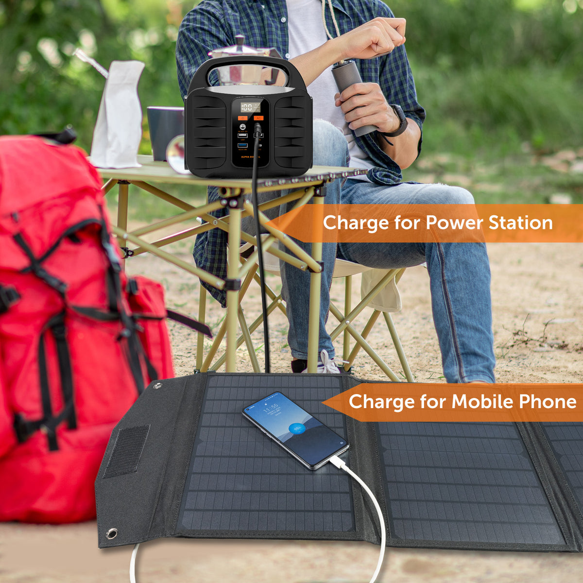 Folding solar panel