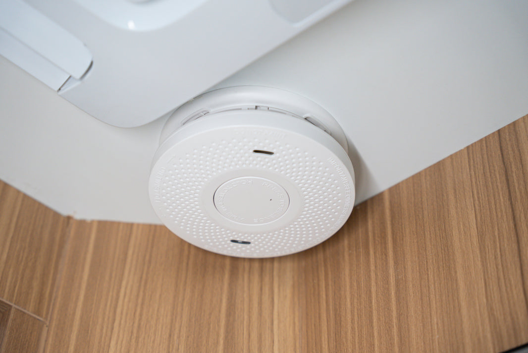 Black Series photoelectric smoke detector white - view 2