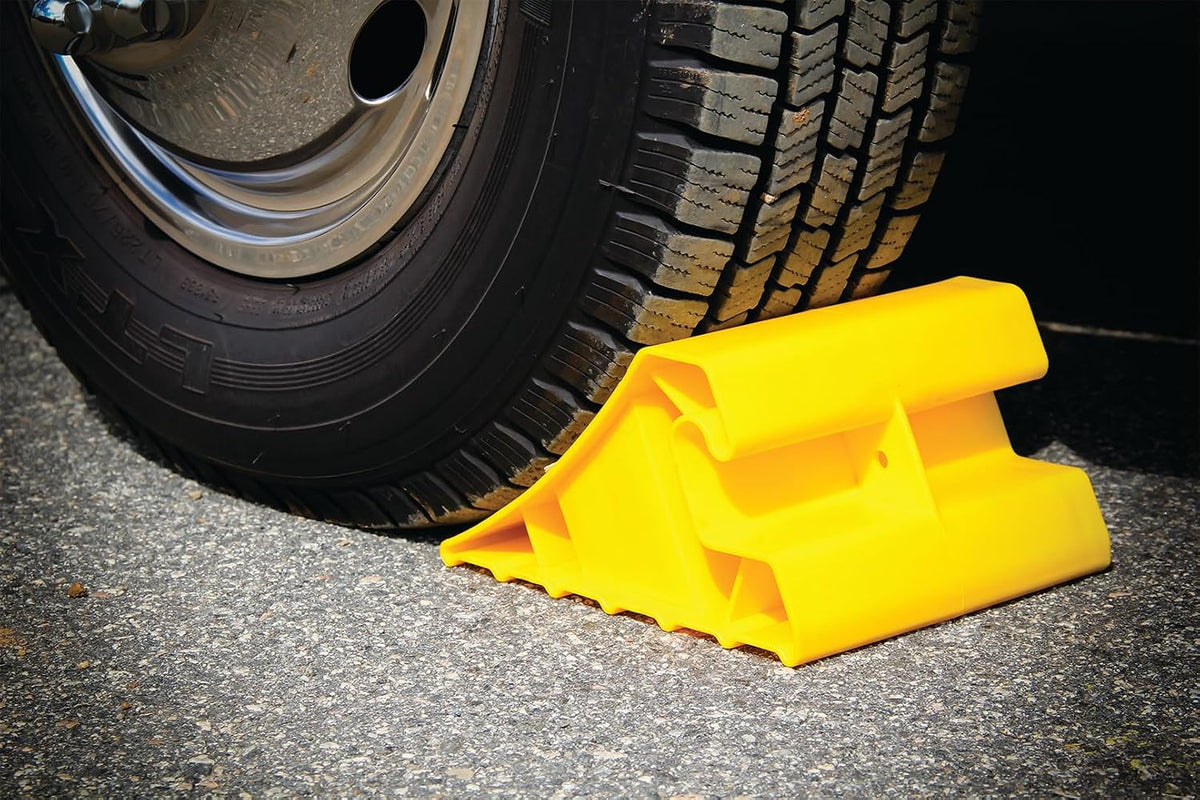 Camco Super Wheel Chock - view 4