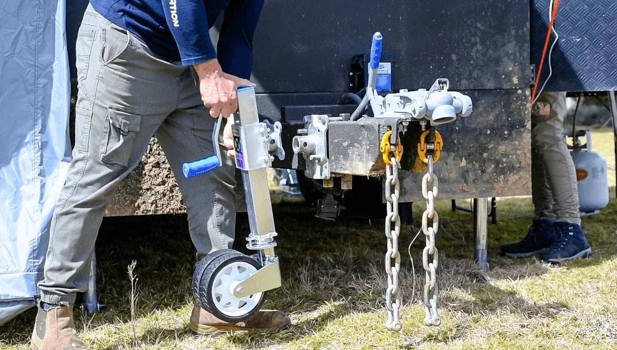 ARK XO750T silver tube mount off-road trailer jack - view 3