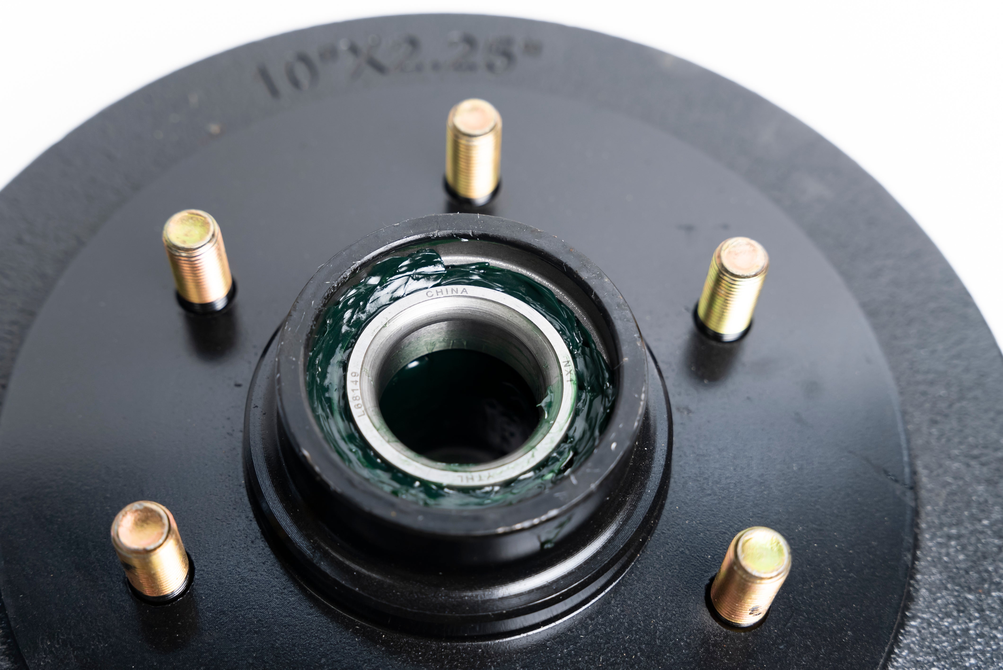 Brake Drum Hub (Come Fully Greased with Two bearings)
