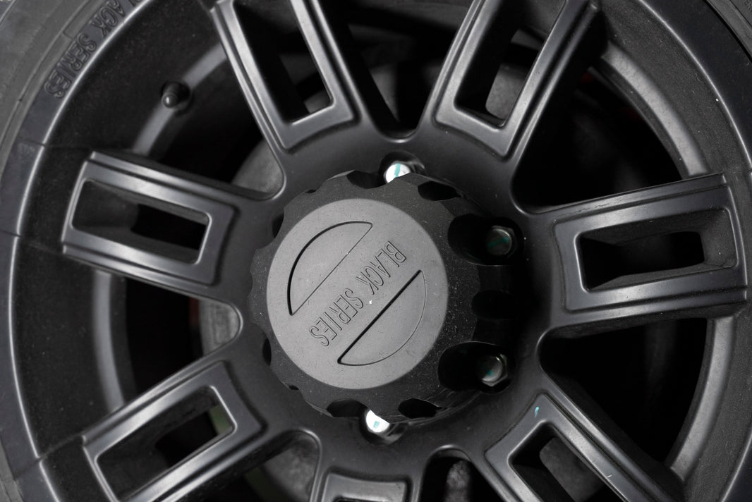 Wheel caps – Black Series