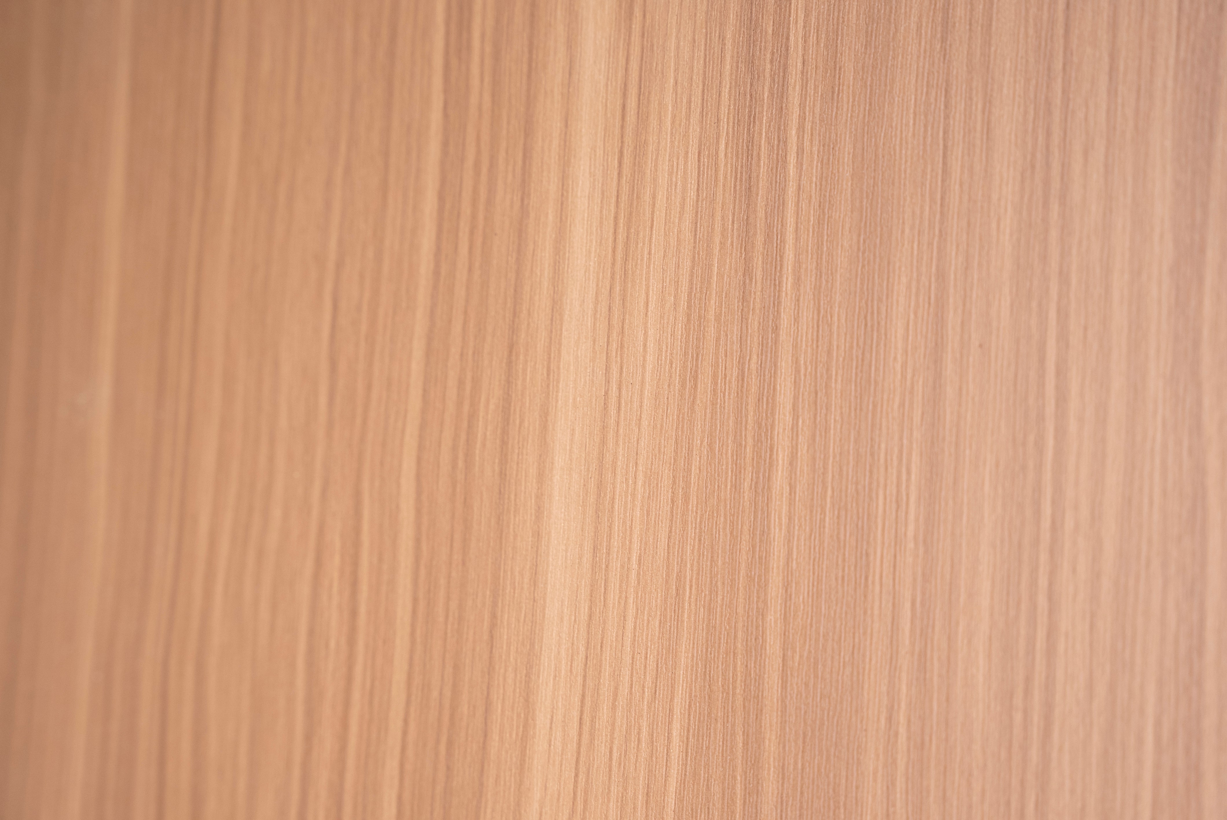 Apply wood veneer paint