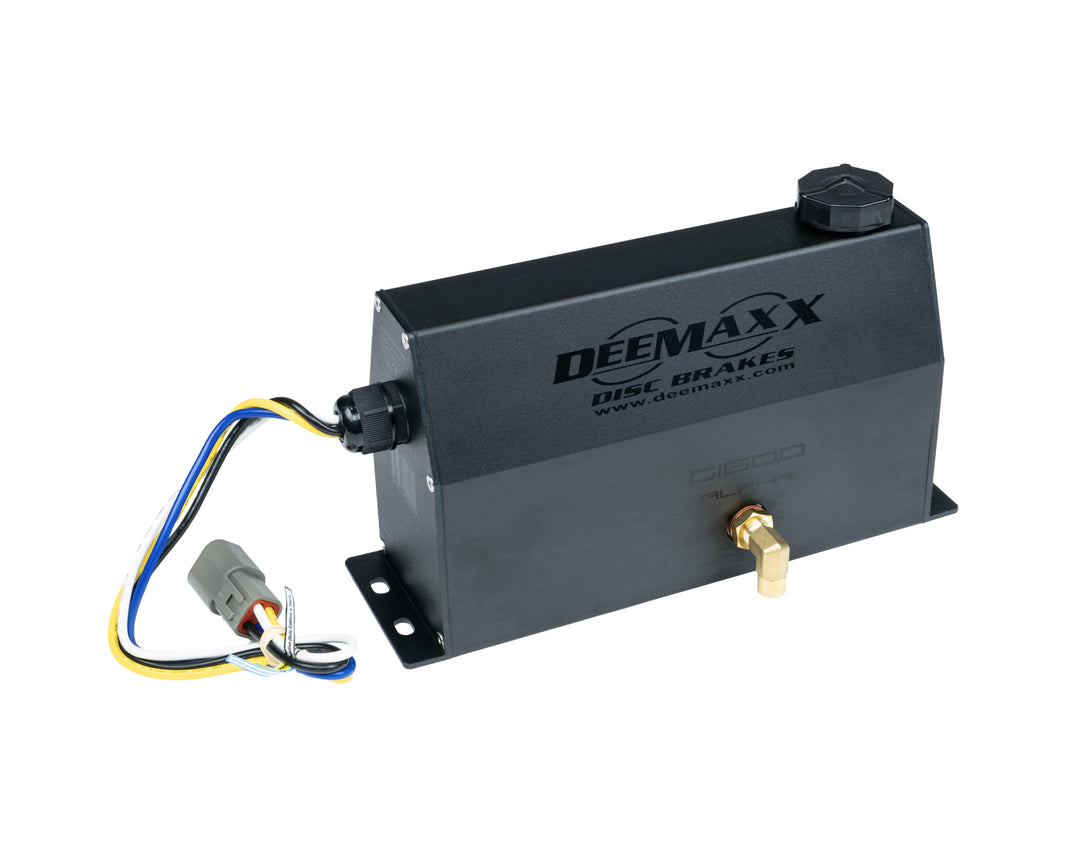 Black DeeMaxx EOH Alpha 1600 actuator with harness and battery, view 2