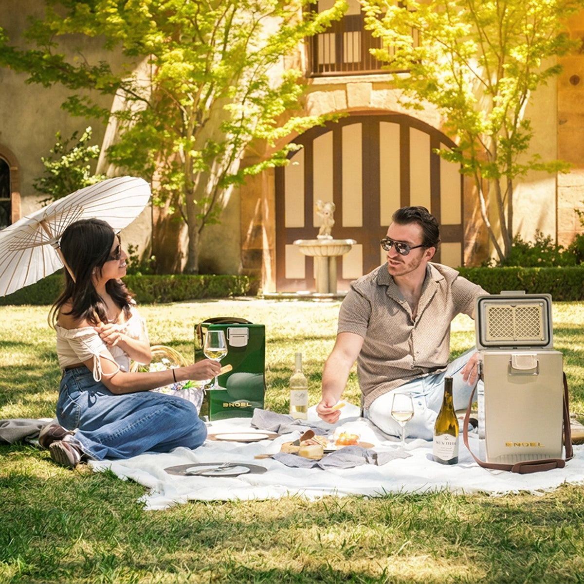 Engel Reserve Premium Wine Cooler - 3 Bottles, Host Kit Included