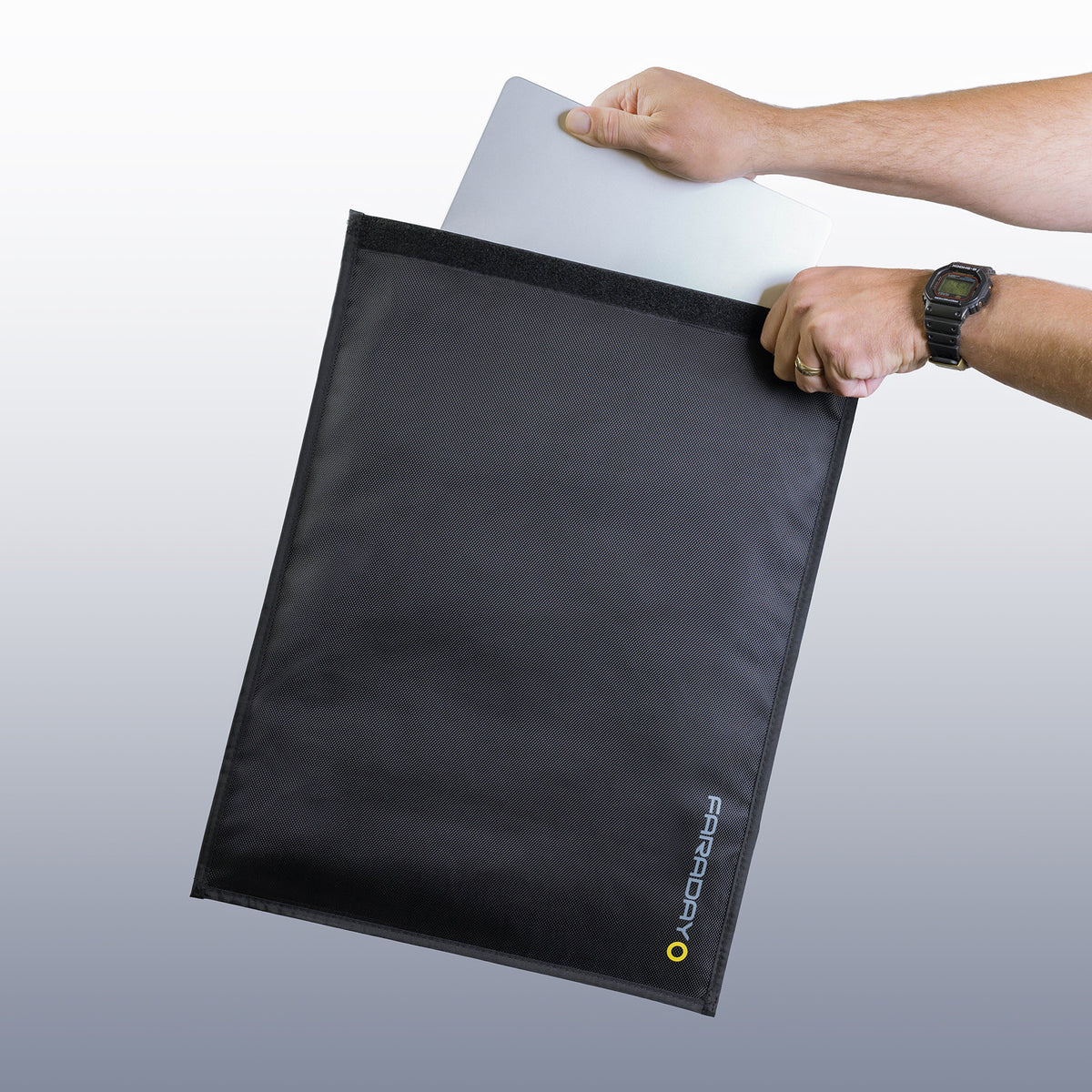 Faraday Defense JACKET XXL Faraday Bag 14" x 16", Laptop - photo 2
