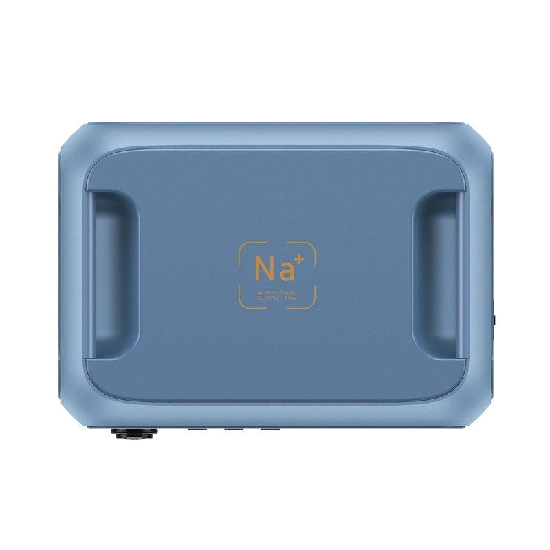 BLUETTI Pioneer Na + Charger 2 Bundle