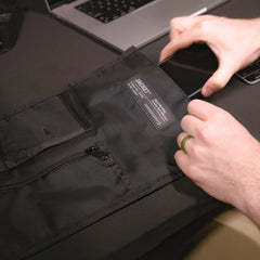 Faraday Defense JACKET Pro Window Faraday Bag 16x10.5" + Power Bank - photo 4
