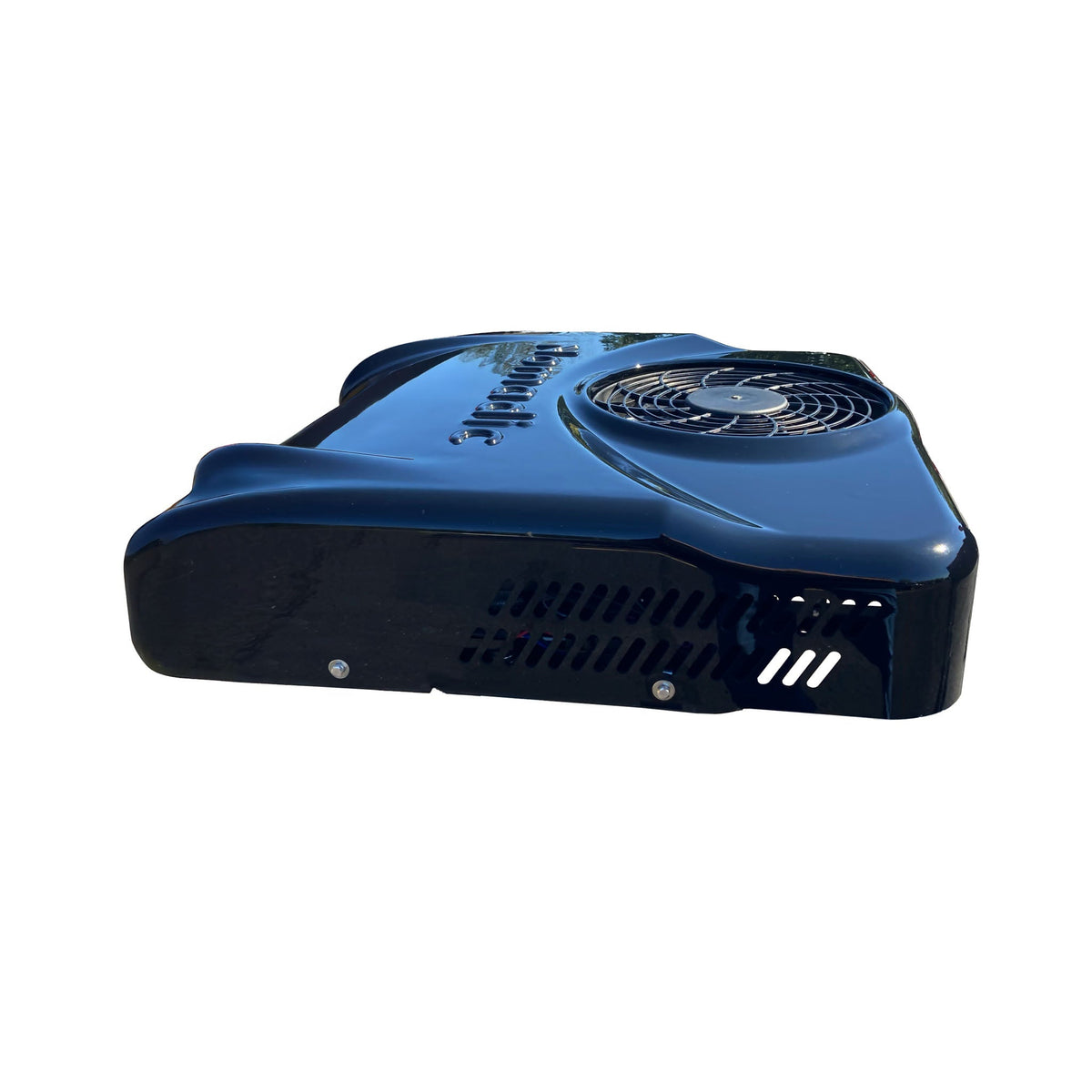 Nomadic Cooling X3 Helix 12V rooftop RV air conditioner, Arctic White - view 2