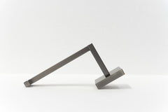 "L" bracket for HQ12, bathroom door
