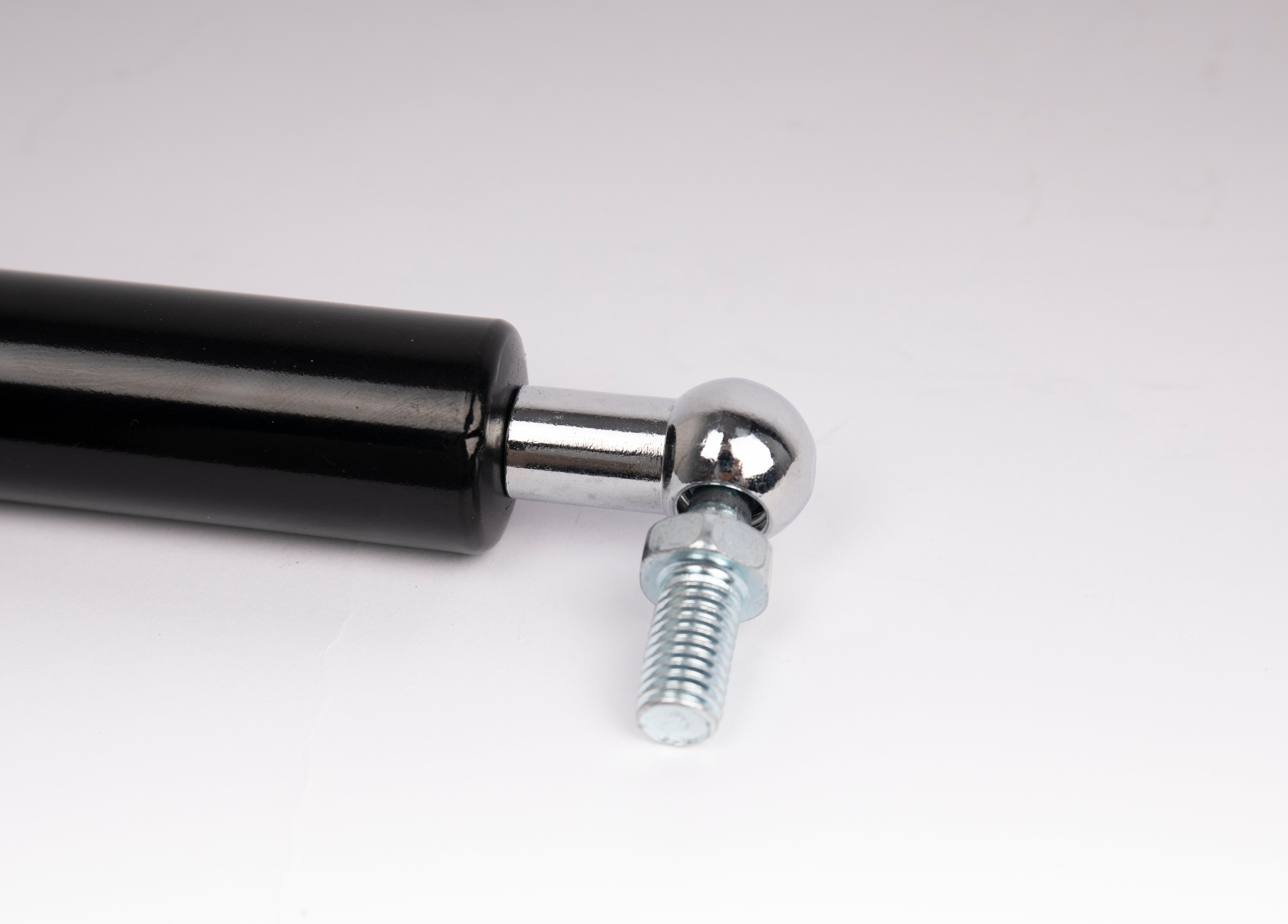 Support bars for tank
