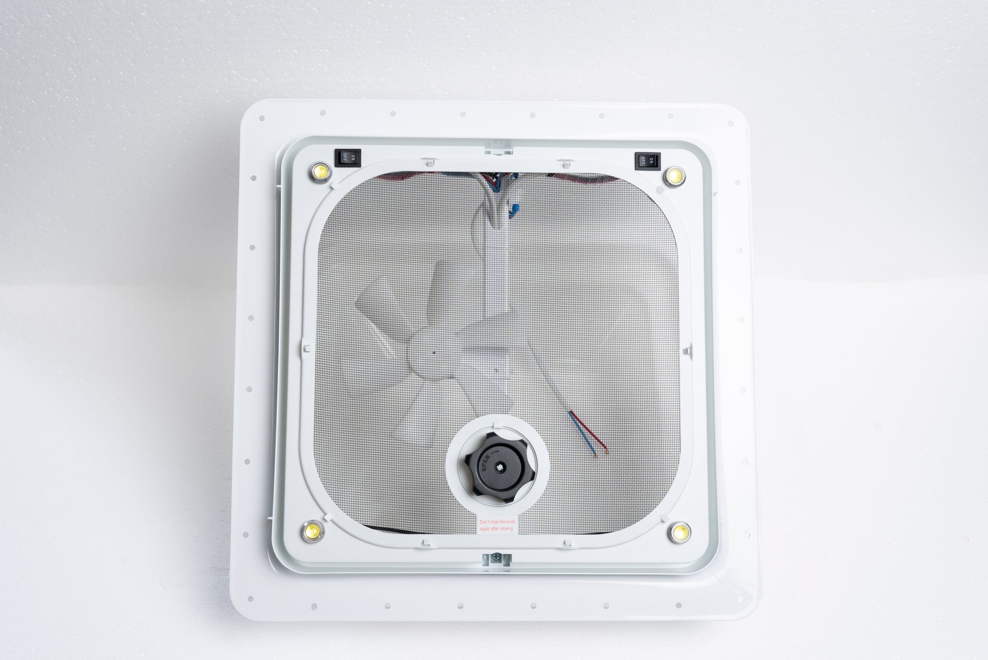 Basic Bathroom Fan with LED Light - 12v