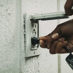 Ignik AC/DC wall adapter