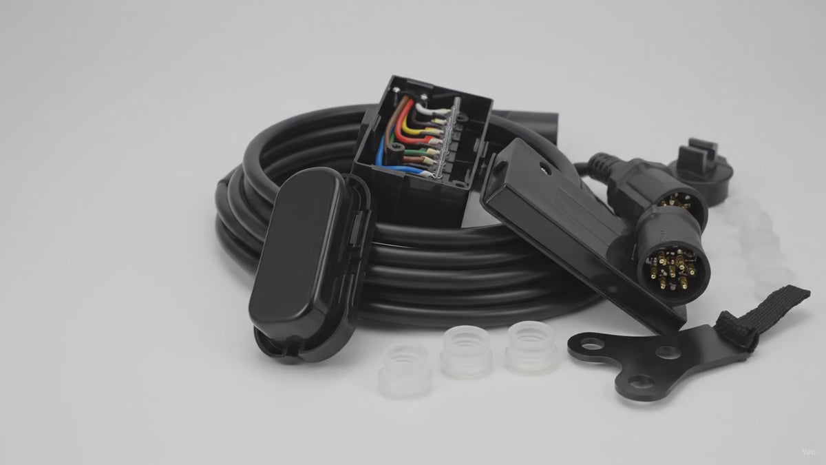 7-Way Trailer Plug Cord with 7-Gang Junction Box Wiring Kit – product video