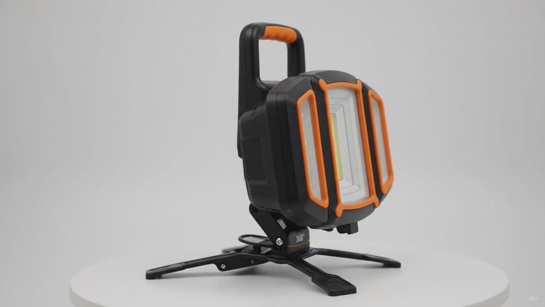 Rechargeable Magnetic Work Light 30W 3000LM – product video