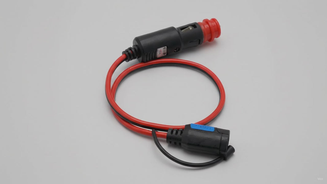 Victron Energy - 12 Volt plug (cigarette plug with 16A fuse) – product video