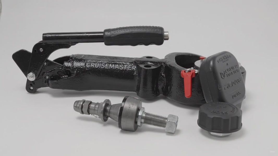 Cruisemaster DO35 Off-Road Articulating Hitch 3.5T, No Handbrake – product video