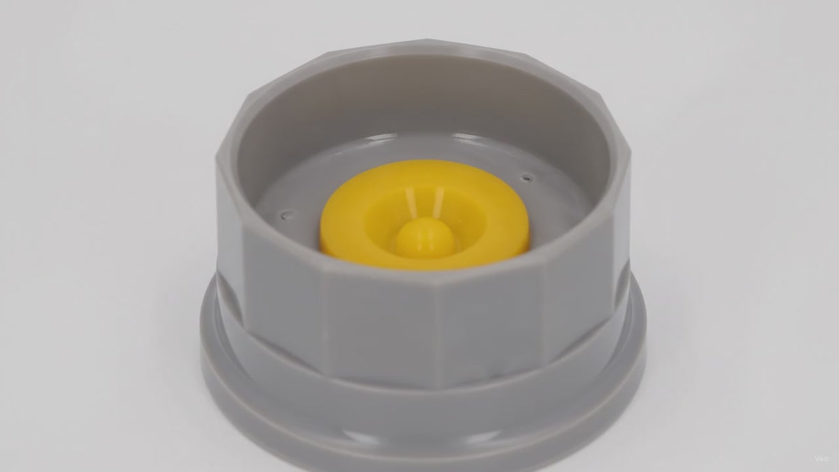 DeeMaxx Lexan Screw-In Hub Cap 2-7/8"-12 w/ Viton O-Ring, Oil Bath or Grease, 6K/7K/8K (AT-6-8K-LC) – product video