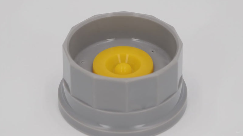 DeeMaxx Lexan Screw-In Hub Cap 2-7/8"-12 w/ Viton O-Ring, Oil Bath or Grease, 6K/7K/8K (AT-6-8K-LC) – product video