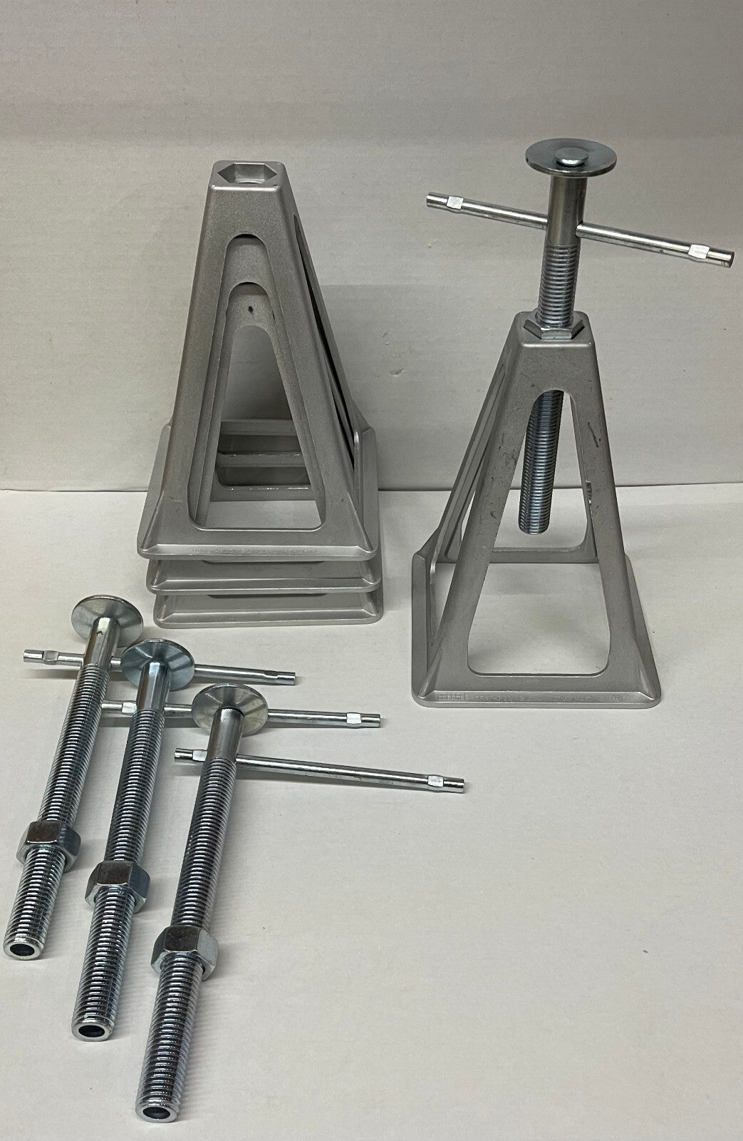 Aluminum RV stack jacks, 4-pack