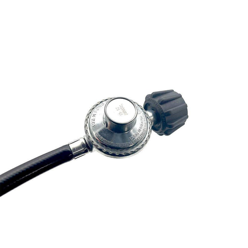 Propane hose with regulator detail